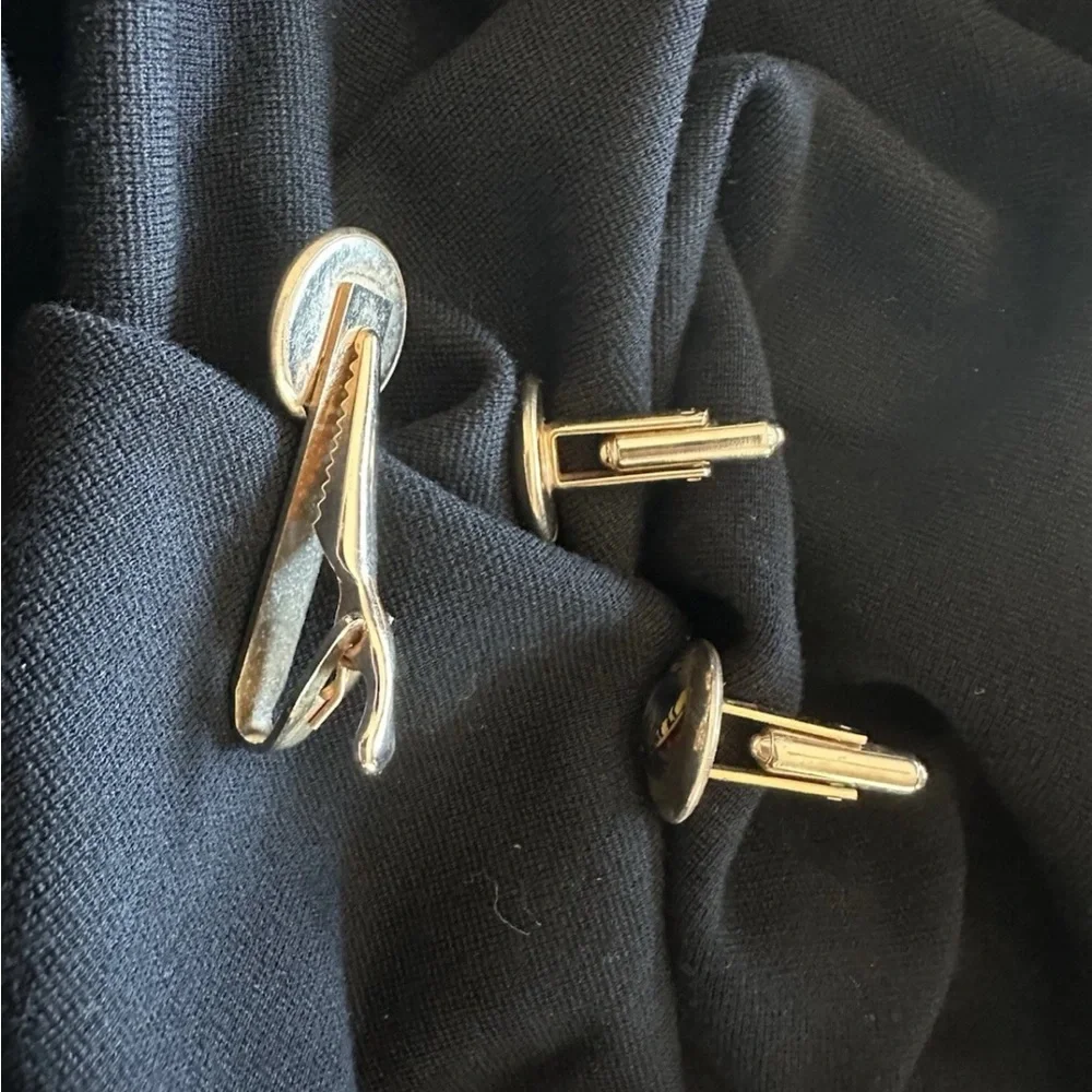 Vintage fly fishing Silver and Multicolor Cufflink and tie clip set